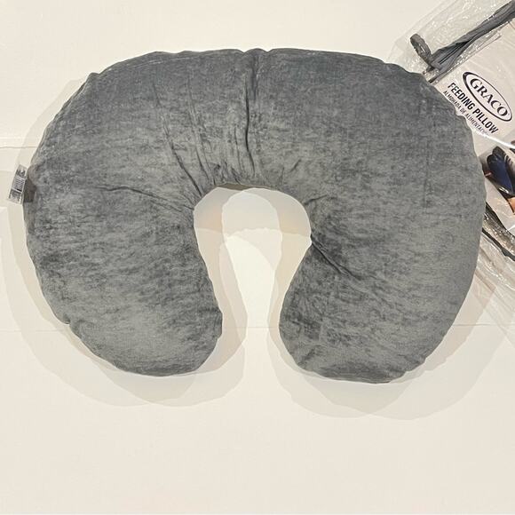 Graco Rainy Day Baby Feeding Pillow, Bottle/Breastfeeding Head & Back Positioner - Picture 10 of 11